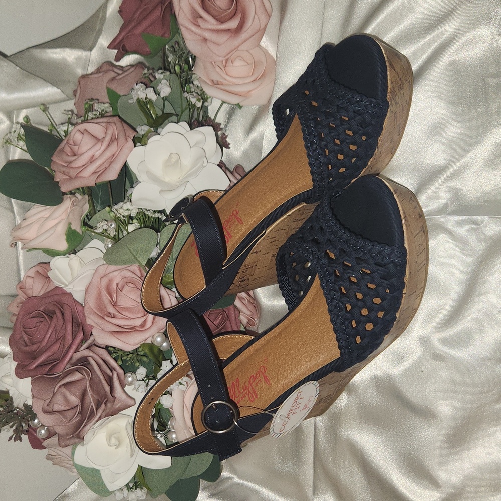 Jellypop, size 6, and color navy canvas